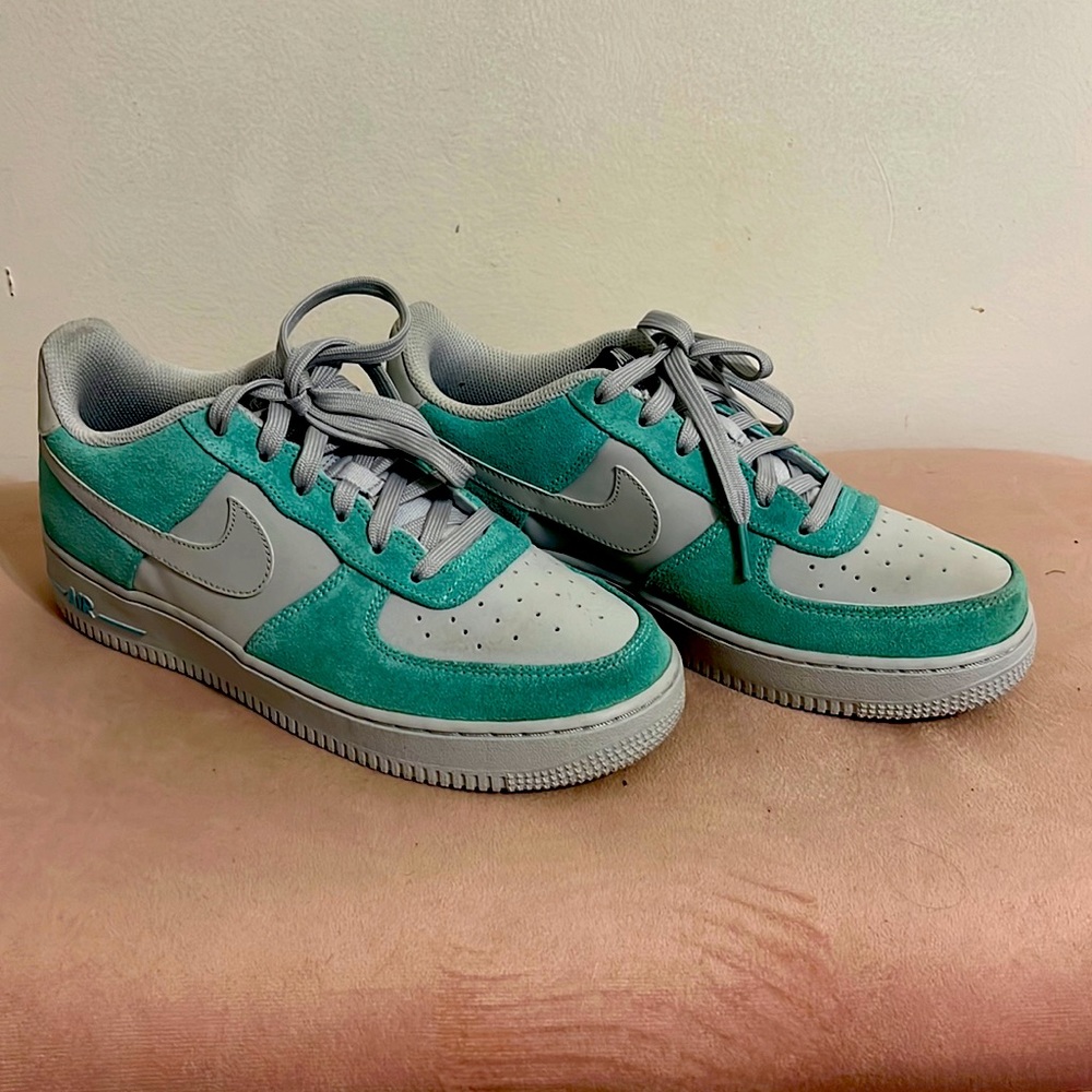 Youth 7 - Teal and Grey Low Air Force 1s!